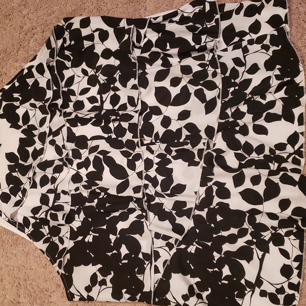 Top - Picture 2 of 6